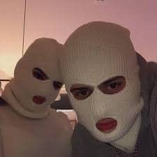 See more ideas about ski mask, gangster girl, gangsta girl. Pin De Tianasedge En Ski Mask God Dibujos De Parejas Tumblr Imagenes De Novios Tumblr Fotos De Novios Tumblr