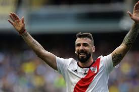 River consiguió desnivelar en la jugada siguiente: River Plate Vs Boca Juniors Betting Tips Latest Odds Team News Preview And Predictions Goal Com