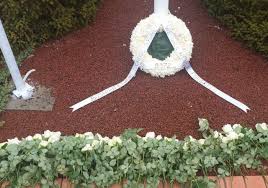 I mnogo snova i nevinih lica. Srebrenica Cvijet Vijenac Australija Rtv Slon
