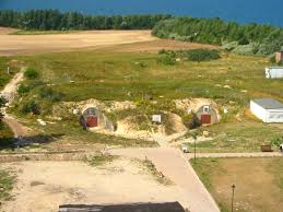 Die nationale volksarmee (nva) der ddr nutze bis zum ende die abgeschiedenheit des kaps für seine militärischen zwecke. File Kap Arkona Leuchtturm Aussicht Nva Bunker 2 Jpg Wikimedia Commons