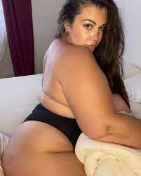 Emily Jones (Model) - Free pics, galleries & more at Babepedia