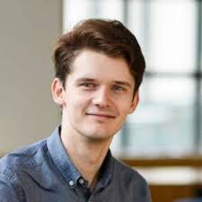 Perry Carter's Instagram, Twitter & Facebook