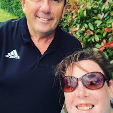 Karen Mahon (@farkarmah)