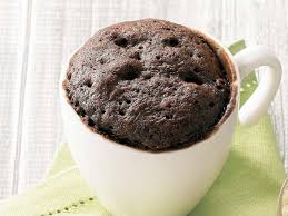 Recette De Gateaux Chocolat Noisettes Dans Une Tasse Par Coupdepouce Com Recipe Desserts Food Mug Cake