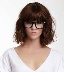 Frisuren halblang gestuft pony 2015 | frisuren halblang 2015. 20 Besten Frisuren Fur Frauen Mit Brille Pony Frisur Brille Frisuren Mit Pony Mittellang Kurzhaarfrisuren