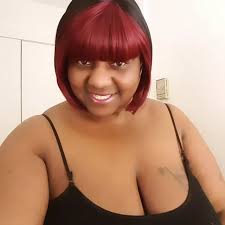 What a beautiful lady🥰. Happy Heavenly Birthday