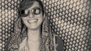 Jodi Bourgeois's Instagram, Twitter & Facebook