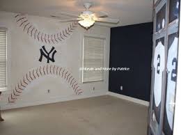 Pin By Gaga On Sports Themed Rooms Yankee Bedroom Baseball Themed Bedroom Ny Yankees Room