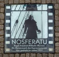 With klaus kinski, isabelle adjani, bruno ganz, roland topor. Nosferatu Eine Symphonie Des Grauens Wikipedia