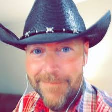 Chris Zeidler's Instagram, Twitter & Facebook