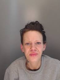 ⚖️A fraudster who was arrested several times after targeting an elderly  woman has been jailed. Lillian Clare Davies was originally locked up for  fraud after stealing the lady's bank card from her