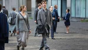 Shailene woodley im vergangenen januar in palm springs, kalifornien. Divergent Die Bestimmung 2014 Film Trailer Kritik