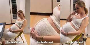 Кьяра ферраньи, федерико леонардо лючия, alana и др. Chiara Ferragni Il Pancione E Davvero Enorme Guarda Il Video Privato Video