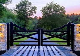 50 x 50mm rectangular hollow section hang style. Farmhouse Style Aluminum Gates Aberdeen Gate