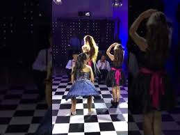 Aniversário de 13 anos com tema: Menina De 13 Anos Dancando 3gp Mp4 Mp3 Flv Indir