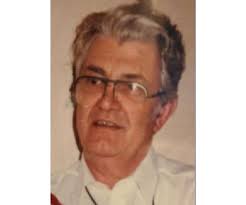 Lloyd Artz Obituary (2017)