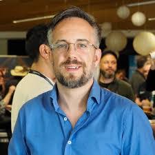 Julian Rasmussen's Instagram, Twitter & Facebook