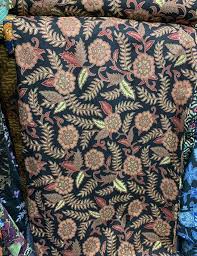 Padahal kain lace berbeda dengan kain brokat. Batik Lace Premium Home Facebook