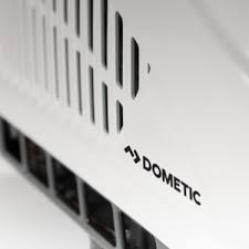 Dometic 15000 btu rv air conditioner. Dometic Brisk Ii Air 15 000 Btu Rooftop Air Conditioner Ducted Or