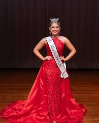 Introducing your official host for the National Sweetheart Pageant and  National Sweetcorn Festival… Miss Hoopeston 2022 @lexiebreymeyer Lexie  Breymeyer is the daughter of Brock and Lisa Breymeyer and a 2021 graduate of