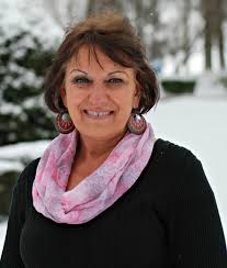 Clara Hinton: books, biography, latest update