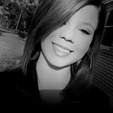 Anna Ard's Instagram, Twitter & Facebook