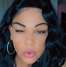 Churro Cheesecake 🍓♥️– the perfect Father's Day dessert! What you need: •  3 blocks (8 oz each) cream cheese, softened • ½ cup sour cream • 3 eggs • ½  tbsp vanilla