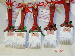 Zum weihnachtsbasteln mit kindern liefern wir bastelanleitungen und vorlagen. Pinterest Christmas Craft Ideas Christmas Craft Night Ideas Santa Paint Brush Weihnachtsbasteln Basteln Weihnachten Winter Basteln Weihnachten