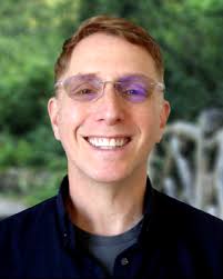 Find Male Therapists and Psychologists in Williamsburg, Brooklyn