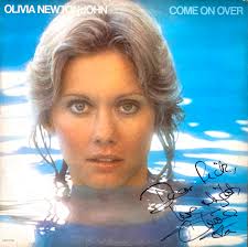 Bev Harrell Petite (4'9") blonde pop vocalist Bev Harrell was one of the  most popular female solo singers in Australia in the late 1960s. Harrell  was born