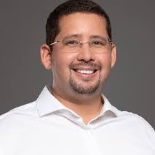 Angel Erazo's Instagram, Twitter & Facebook