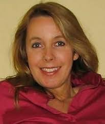 Jane Warner's Instagram, Twitter & Facebook