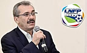 Varios clubes hondureños le dan 48 horas a Wilfredo Guzmán para entregar su  renuncia