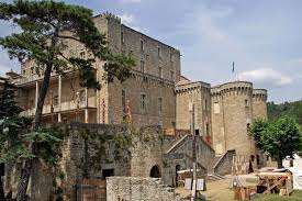 Sites Touristiques L Ardeche En Photos Ardeche Tourisme Vacances Ardeche Ardeche Ardeche France