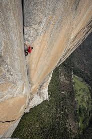 New incredible stills from national geographic's documentary about honnold's climb have been released. Incredible Shots Show Climber On Top Of El Capitan As He Became The First To Climb It Without Ropes Express Digest