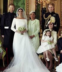 Royal Wedding Photographer Reveals Trick That Made Children Behave Royal Wedding Harry Royal Weddings Harry And Meghan Wedding