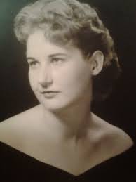 Looking for contacts of people in old photo?