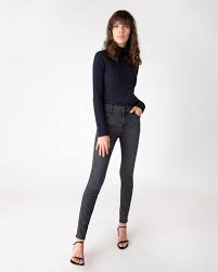 Select size to see the return policy for the item. Jbrand
