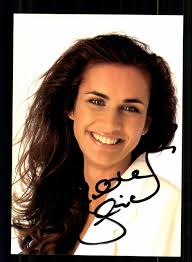 GERALDINE OLIVIER AUTOGRAMMKARTE Original Signiert # BC 226373 EUR 3,49