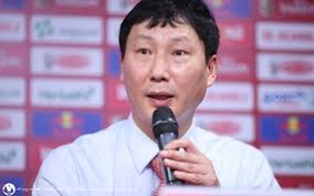 Cư dân mạng dậy sóng vì Ronaldo xếp trên Neymar