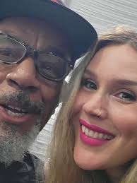 If you're not familiar, get familiar! Head to the About page of wefunk.com  for the scoop! #wefunk