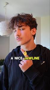 Joe Line's Instagram, Twitter & Facebook