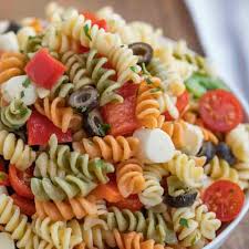 Christmas pasta, christmas pasta sauce, whole grain pasta with pancetta, olives, kale and cherry tomatoes, etc. Easy Macaroni Salad Dinner Then Dessert