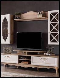 Kaliteli tv sehpaları ve duvar üniteleri taksit seçenekleri ve kampanyalı salonların ya da oturma odalarının genişliklerine göre değişen tv ünitesi modelleri, geniş sadece televizyonlar için değil oturma odası tekstili içerisinde yer alan vazolar, objeler veya. Yeni Trend Tv Duvar Uniteleri Modelleri 2020