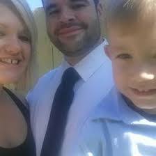 Shannon Lyons's Instagram, Twitter & Facebook