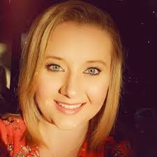 Laura Greathouse's Instagram, Twitter & Facebook