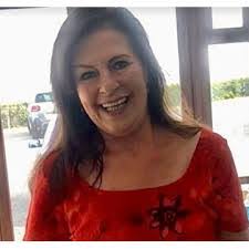 Isabel Hough's Instagram, Twitter & Facebook