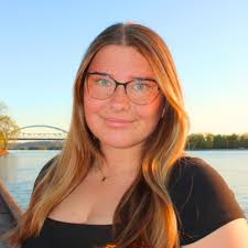 As I enter the last eight weeks of my undergrad at Viterbo University, I am  thrilled to share that I have accepted a full-time position with LEARFIELD  Amplify as an Account Executive