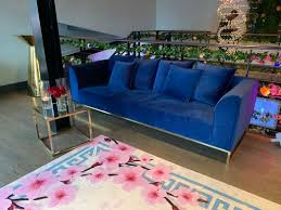 It's one of life's simple pleasures, and it's all about personal comfort. Velours Sofa Electric Blue Bubble Nyc