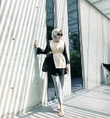 Brokat merupakan kain yang biasanya digunakan untuk membuat kebaya. Model Baju Muslimah Ala Dian Pelangi Baju Muslim Model Pakaian Hijab Mode Wanita